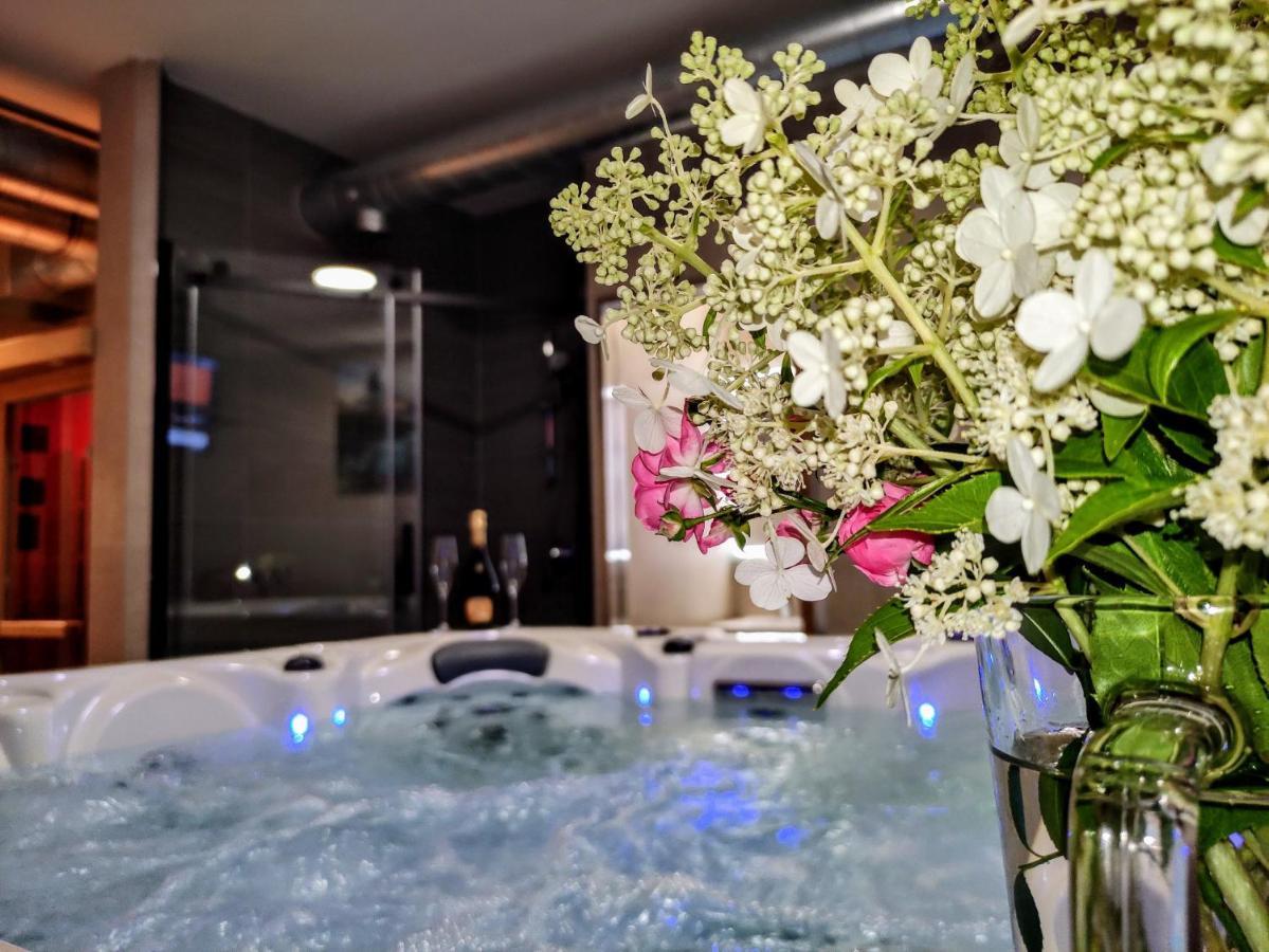 Grand Spa Harrachov - Wellness Luxusni Apartman S Velkou Virivkou, Saunou, Kuchyni A Venkovnim Posezenim V Centru Harrachova Exterior foto