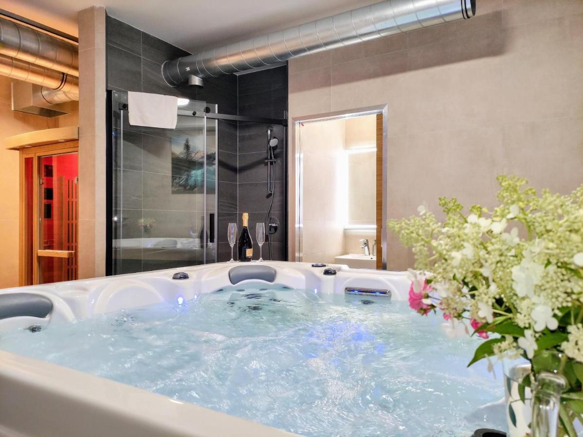 Grand Spa Harrachov - Wellness Luxusni Apartman S Velkou Virivkou, Saunou, Kuchyni A Venkovnim Posezenim V Centru Harrachova Exterior foto