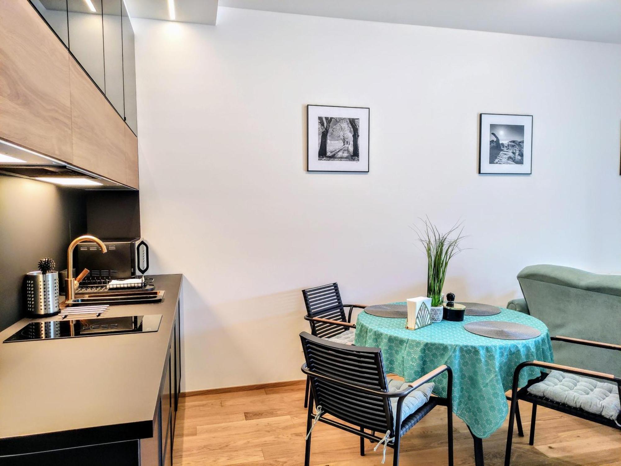 Grand Spa Harrachov - Wellness Luxusni Apartman S Velkou Virivkou, Saunou, Kuchyni A Venkovnim Posezenim V Centru Harrachova Cameră foto